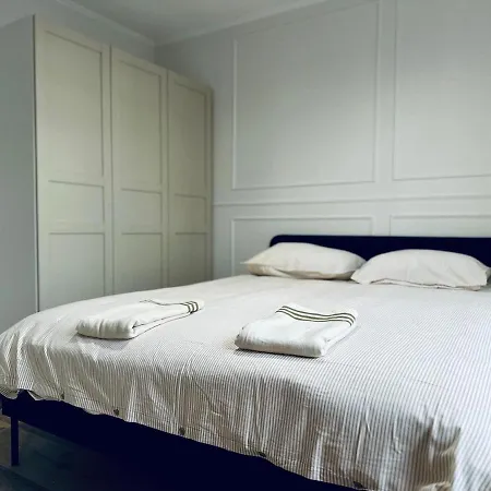 Le Petit Foch - Gare De Digione