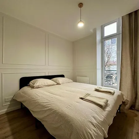 Le Petit Foch - Gare De Dijon