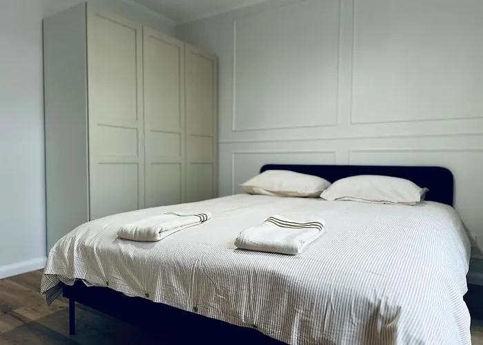 Le Petit Foch - Gare De Digione